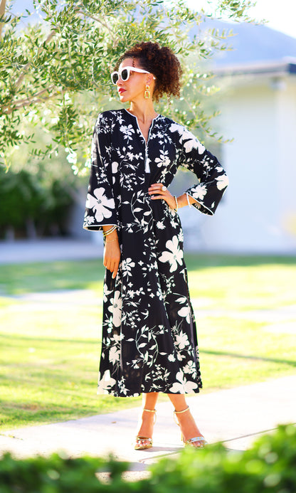Holly —  Black & White Floral Edition